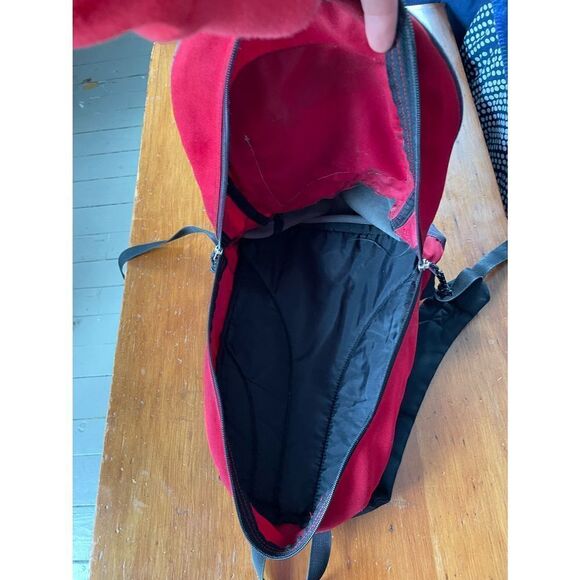 Kids red Kelty small backpack - Picture 3 of 5